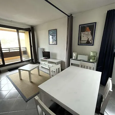 Réf 561 Océan , Classé 1 étoile à 200m De La Plage, Idéal Couple *