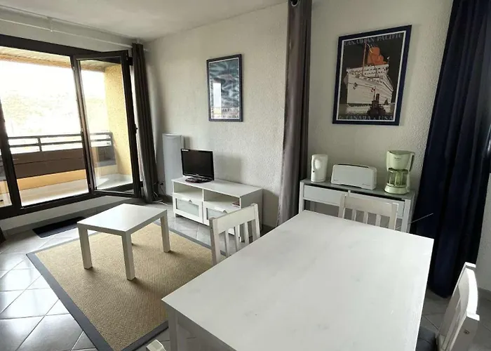 Ref 561 Ocean , Classe 1 Etoile A 200m De La Plage, Ideal Couple *